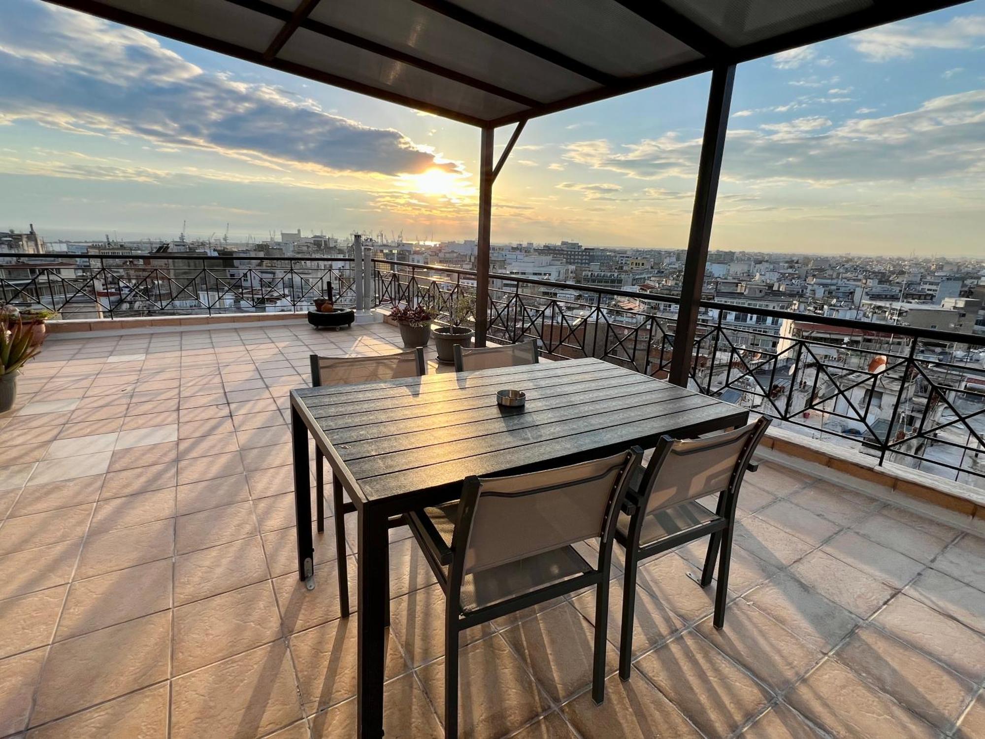 180° Rooftop View 塞萨洛尼基 外观 照片